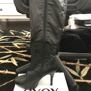 STEVE MADDEN BLACK STILETTO LEATHE BOOTS
